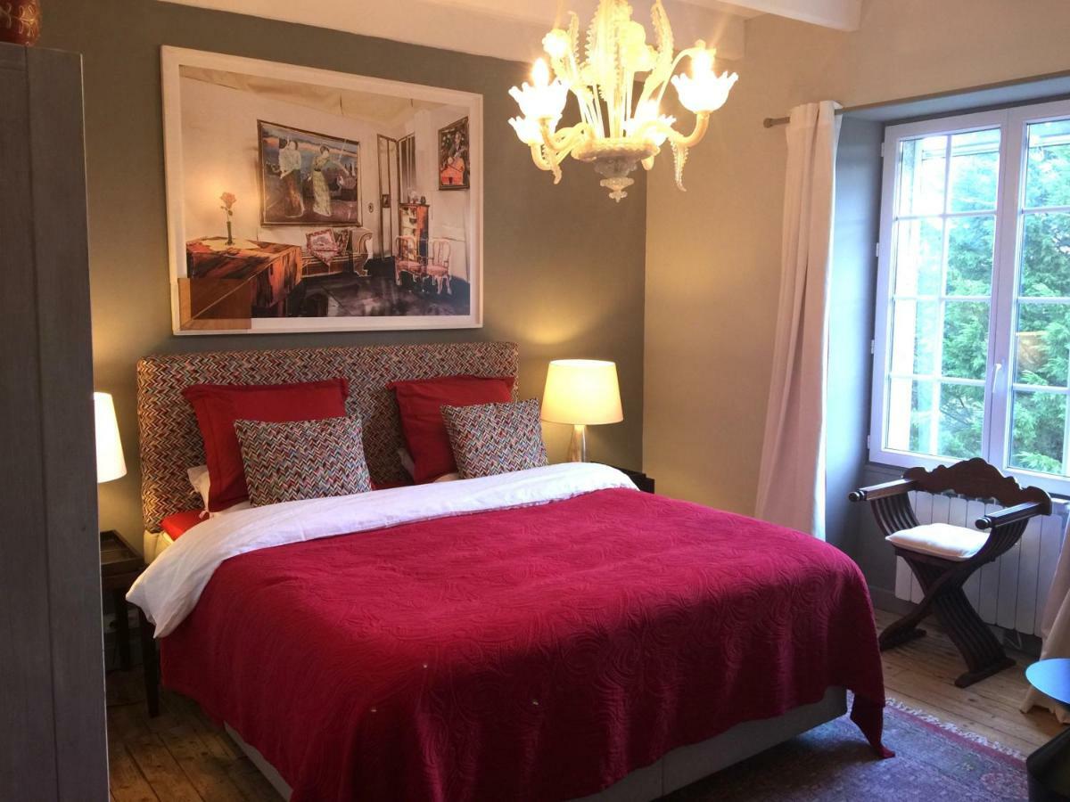 La Colline Des Renards Chambres Locmaria-Berrien Luaran gambar