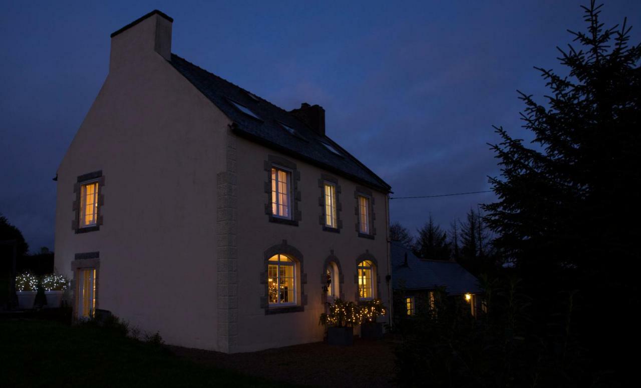 La Colline Des Renards Chambres Locmaria-Berrien Luaran gambar