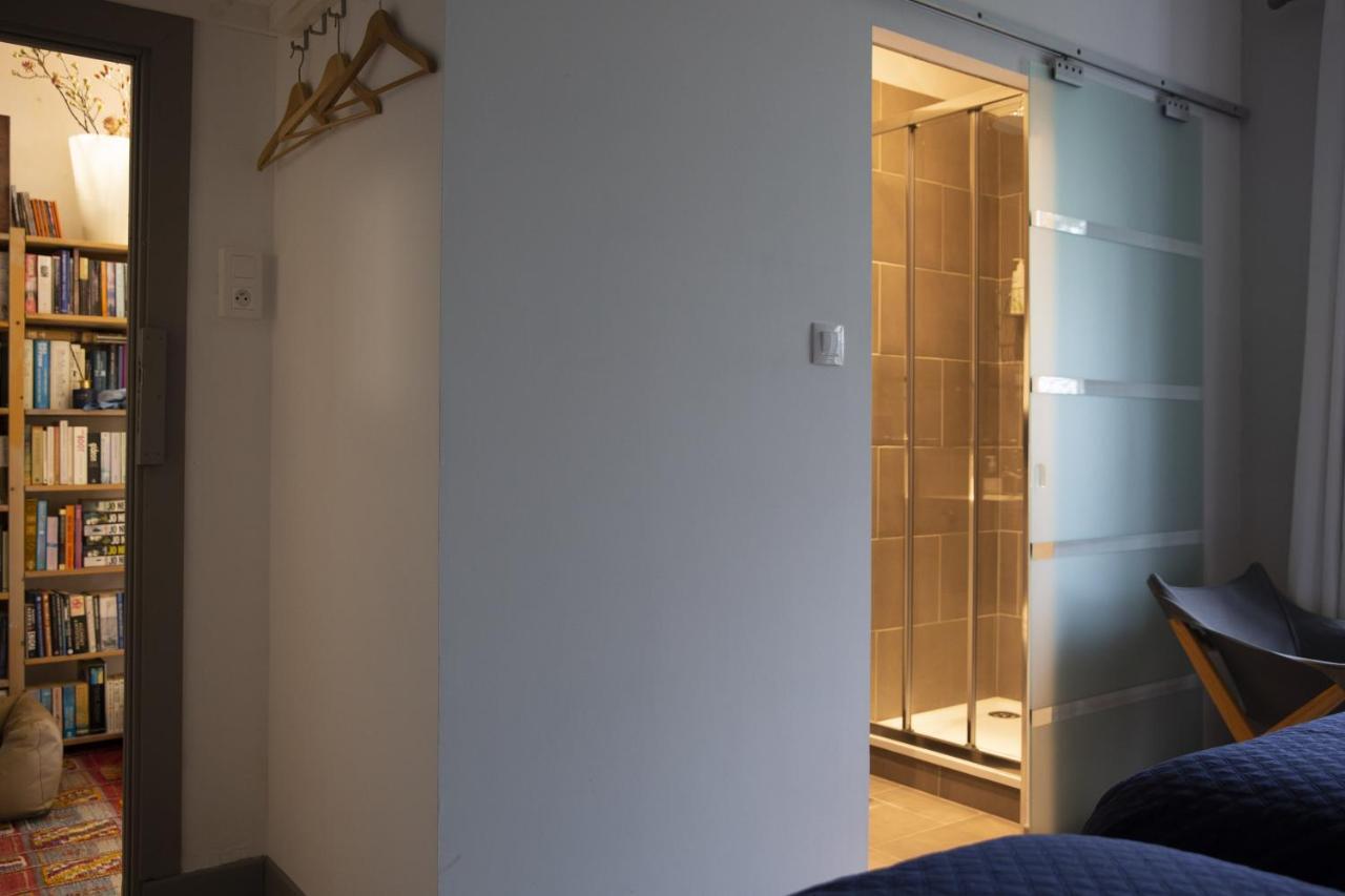 La Colline Des Renards Chambres Locmaria-Berrien Luaran gambar